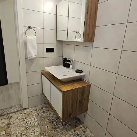Apartment Riverside Suits- 6 Ile Evinizde Gibi *